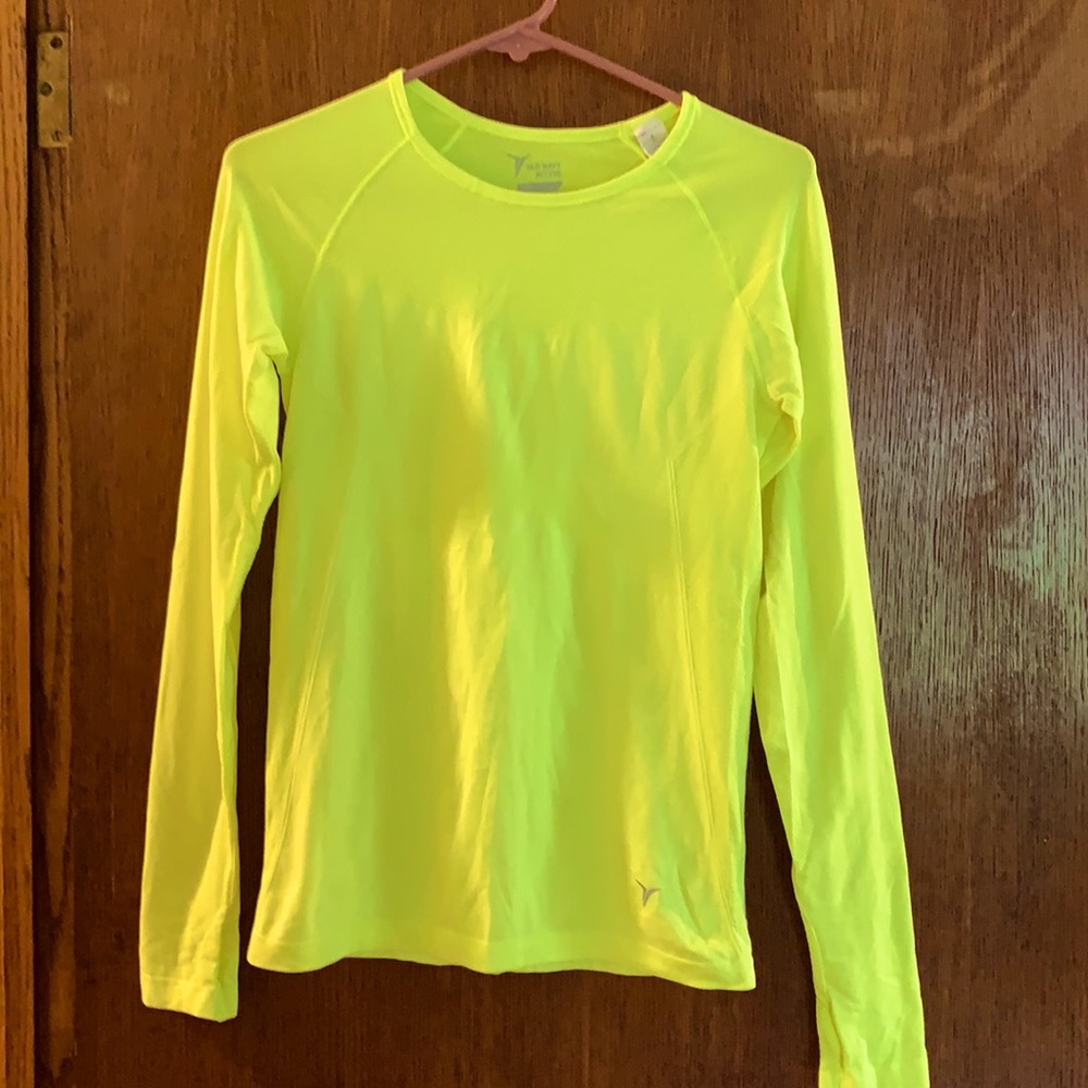 Old Navy long sleeve running top